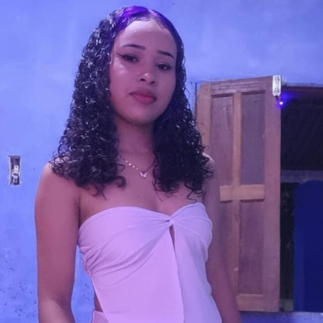 Babysitter in Ananindeua: Anne