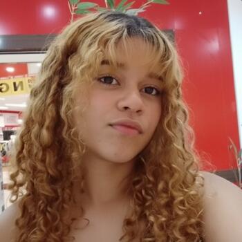 Babysitter in Belém: Ana Maria