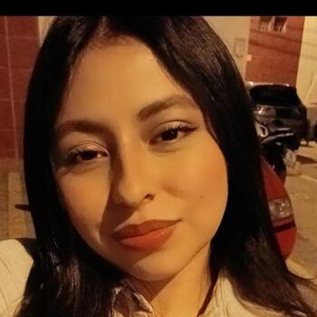 Babysitter in Pomasqui: Ariana