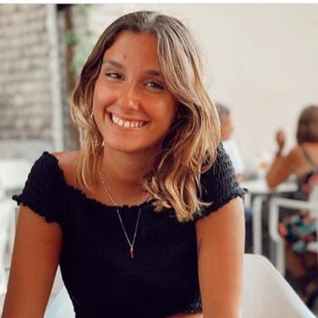 Canguro en Tomares: Amaia