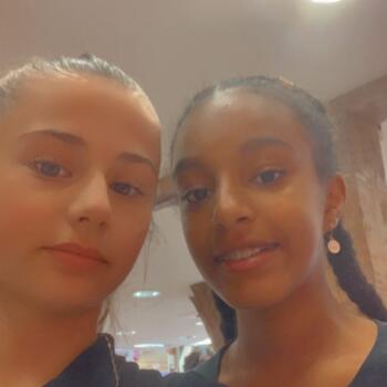 Baby-sitter in Troyes: Lenna