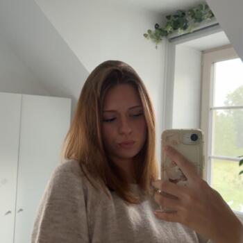Baby-sitter à Lede: Isis