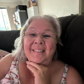 Babysitter in Gold Coast: Narlene