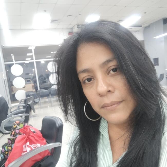 Babysitter in Panama City: Jenny