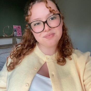 Babysitter in Blainville-sur-Orne: Clara