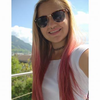 Babysitter in Ebikon: Tess