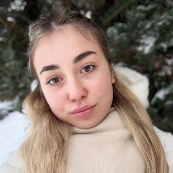 Babysitter in Pantin: Gheorghina