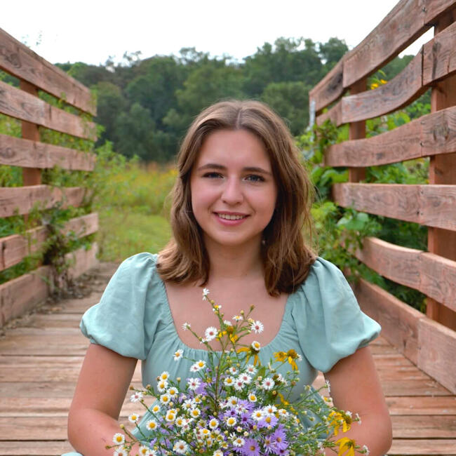 Babysitter in Rochelle: Peyton