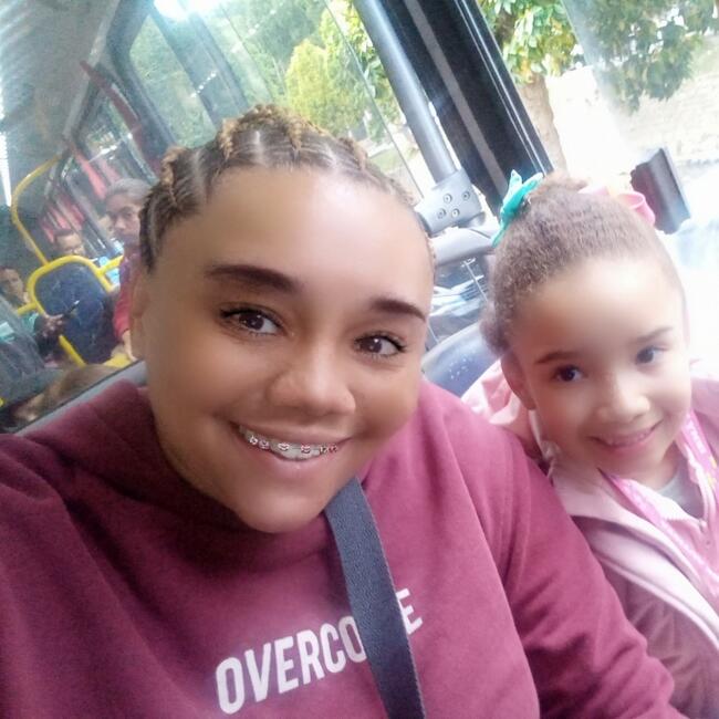Babysitting job in Petrópolis: Mayara Dias