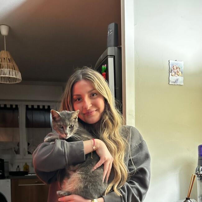 Babysitter in Mouguerre: Nina