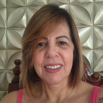 Babysitter São Paulo: Debora