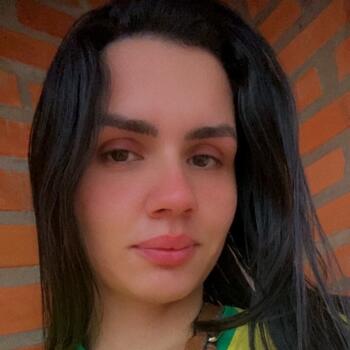 Babá em Campo Grande: Liliane