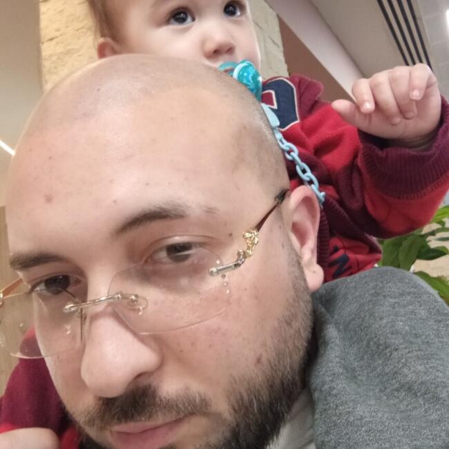 Babysitting job in Pietà: Roberto