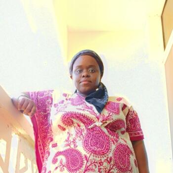 Babysitter in Mombasa: Florence