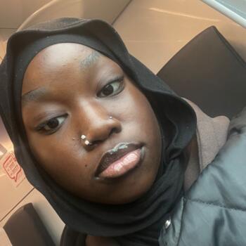Babysitter Nogent-sur-Oise: Awa