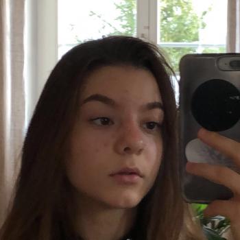 Babysitter Binningen: Ella