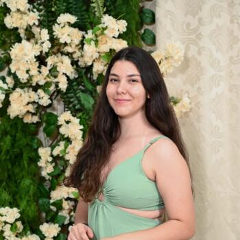 Babá em Cascavel: Alice