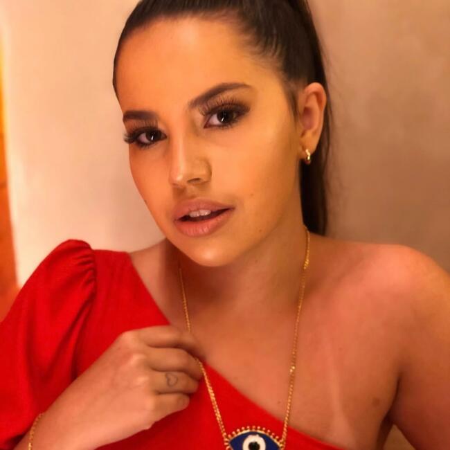 Babysitter in Porto Alegre: Camila