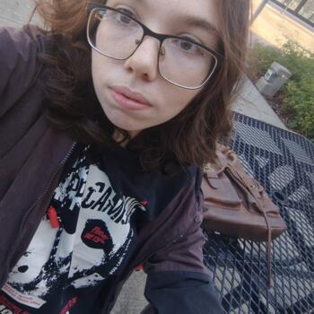 Babysitter in Auburn: Sydney