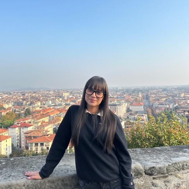 Babysitter a Trezzano sul Naviglio: Alessia