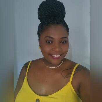 Babá em Niterói: Diana