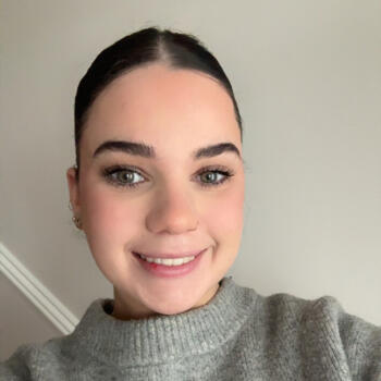 Babysitter Cork: Lana