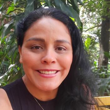 Babysitter in Vila Velha: Mauriene