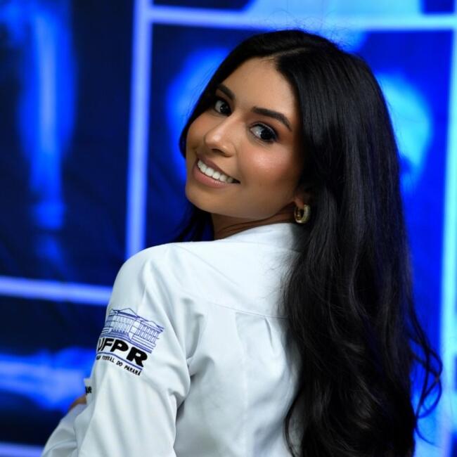 Babá em Toledo: Danielle