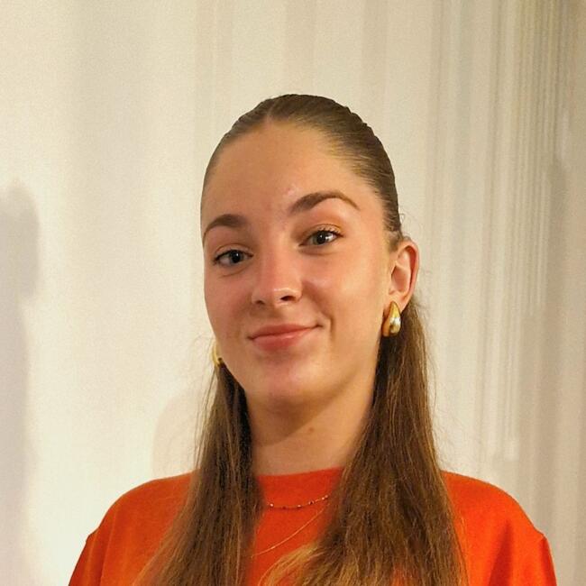 Babysitter in Joinville-le-Pont: Jeanne