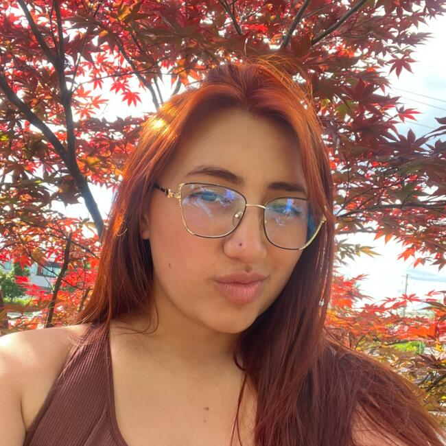 Babysitter in Montreal: Nicolle estephanye