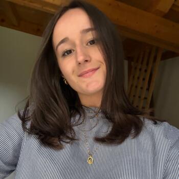 Babysitter in Bordeaux: Nina