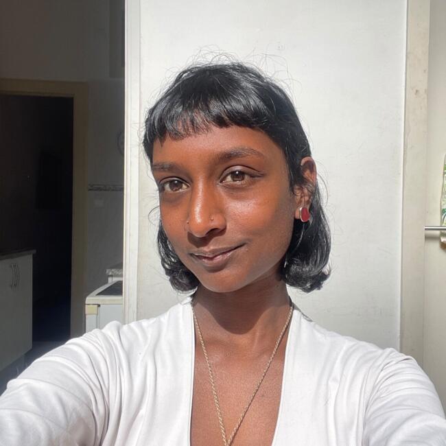 Babysitter in Lisbon: Mallika