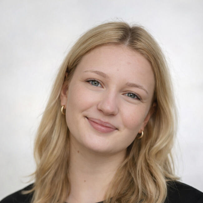 Babysitter in Wies: Celine