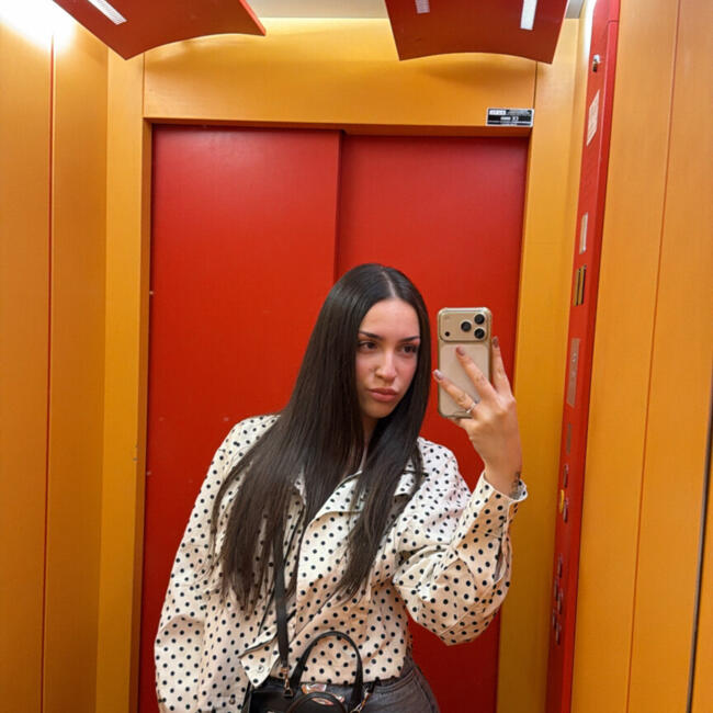 Babysitter a Vetralla: Jennifer