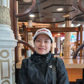 Niñera en Barcelona: Julie Fe