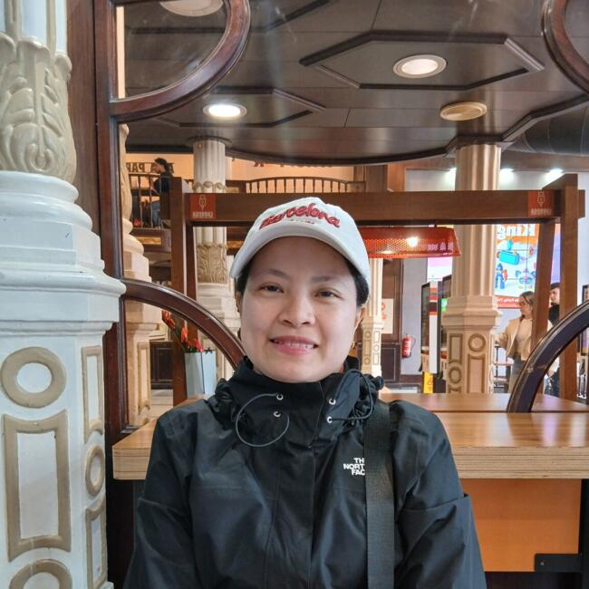 Nanny in Barcelona: Julie Fe