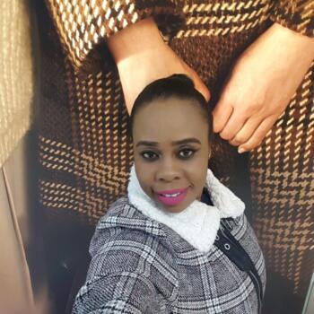 Opiekunka do dziecka w Warszawa: Tsitsi