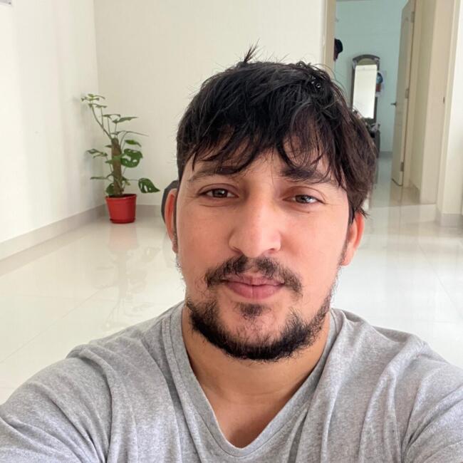 Mohali में बेबीसिटिंग की नौकरी: Parveen