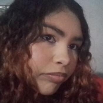 Babá em Fortaleza: Laís