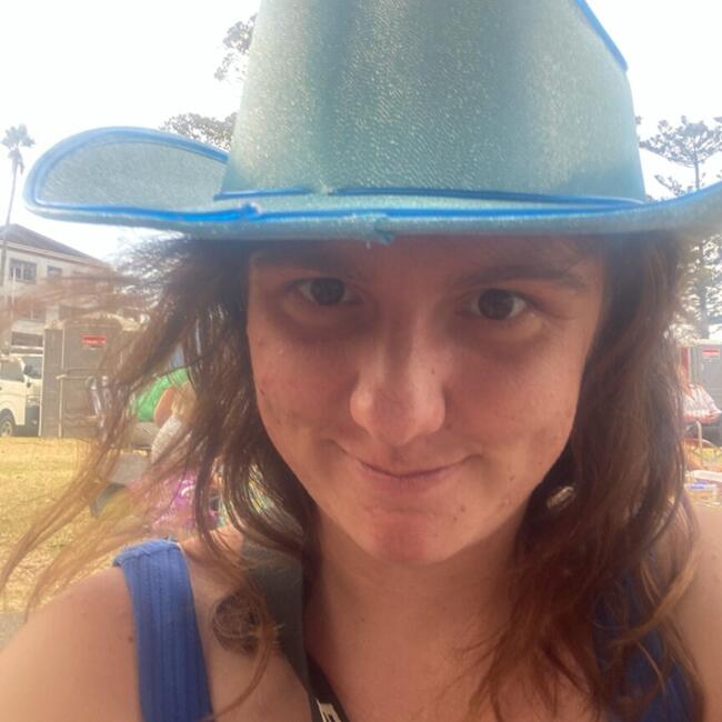Babysitter in Sydney: Jade