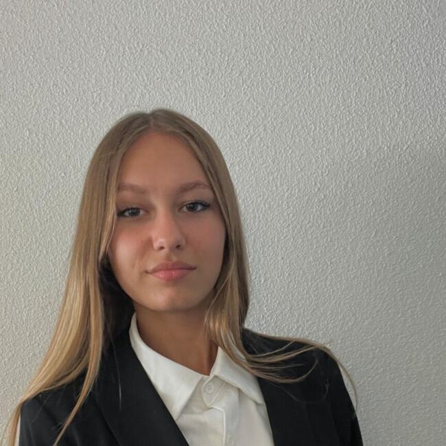 Babysitter in Parma: Arina