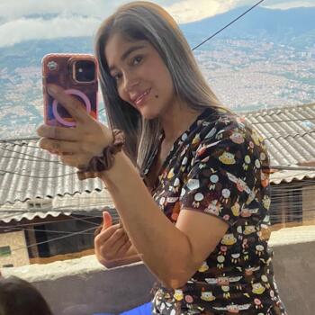 Niñera en Medellín: Daniela