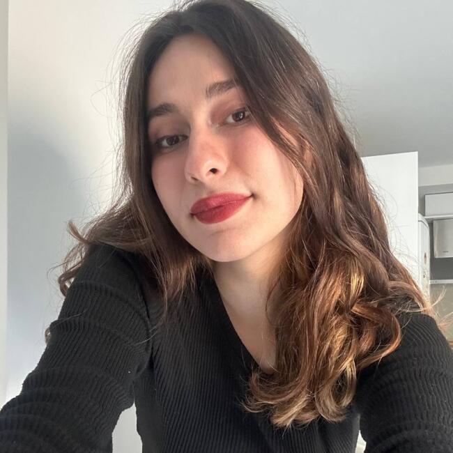 İzmir Bölgesinde Dadı: Donya