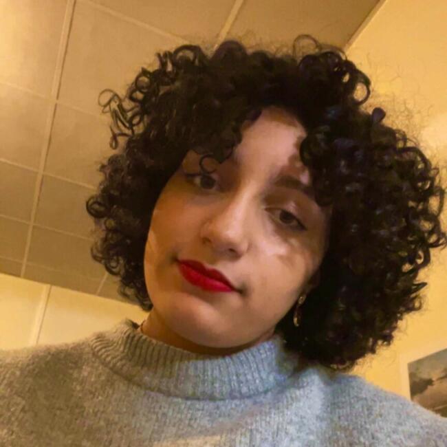 Babysitter in Rouxmesnil-Bouteilles: Melissa