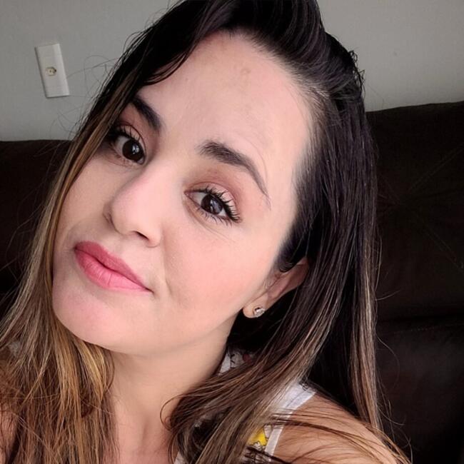 Babysitter in Joinville: Dina