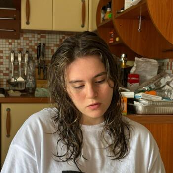 Babysitter in San Benedetto del Tronto: Laura