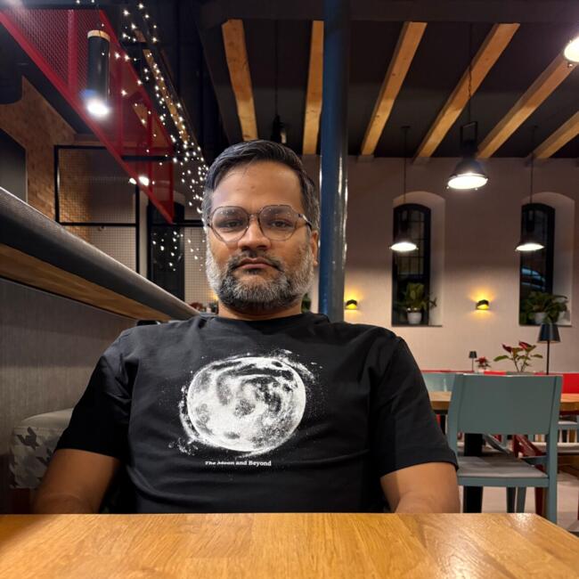 Praca dla opiekunki do dziecka w Łódź: Jayesh