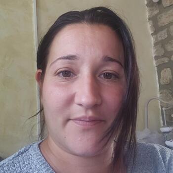 Babysitter in Soussey-sur-Brionne: Aurelia