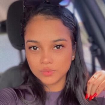 Emprego de babá em Fortaleza: emprego de babá Camila