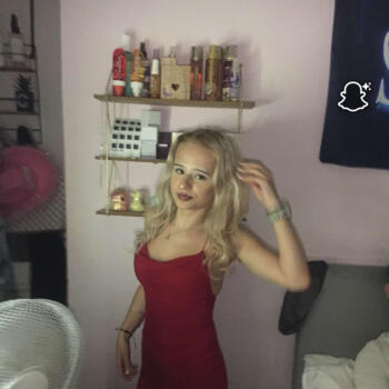 Babysitter in Norwich: Connie